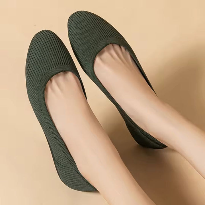 "Ballerines orthopédiques femmes, élégantes, confortables, soutien optimal, design moderne, couleurs variées."