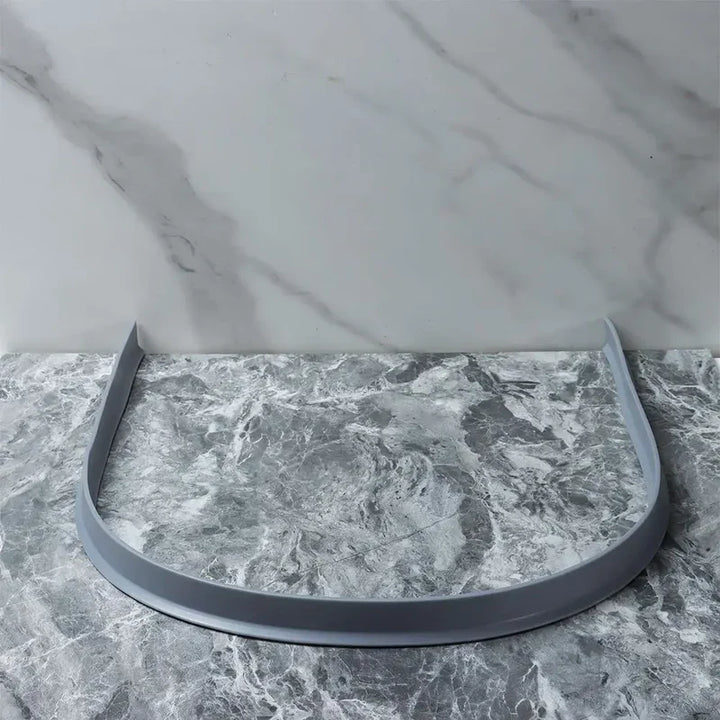 Barrière de douche en silicone flexible, étanche, transparente, s'installe facilement pour empêcher les fuites d'eau.