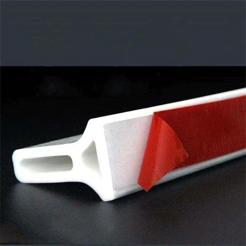 Barrière de douche en silicone flexible, étanche, transparente, s'installe facilement pour empêcher les fuites d'eau.