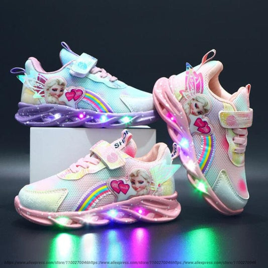 "Baskets LED enfant roses avec imprimé princesse, semelles antidérapantes pour sécurité et style"