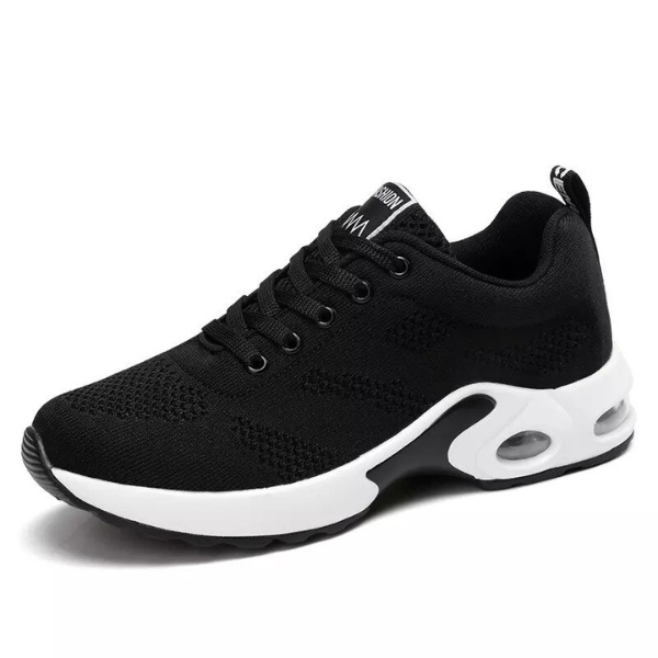 "Baskets orthopédiques confortables beige avec semelle amortissante en gel, offrant soutien et légèreté pour sportives."