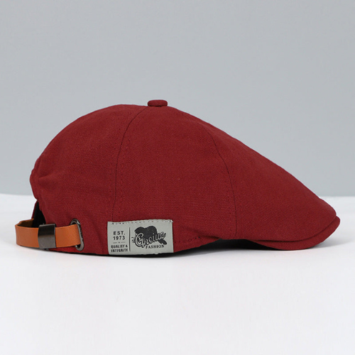 "Béret homme ajustable chic, style classique, diverses couleurs, confort optimal, accessoire élégant et intemporel."
