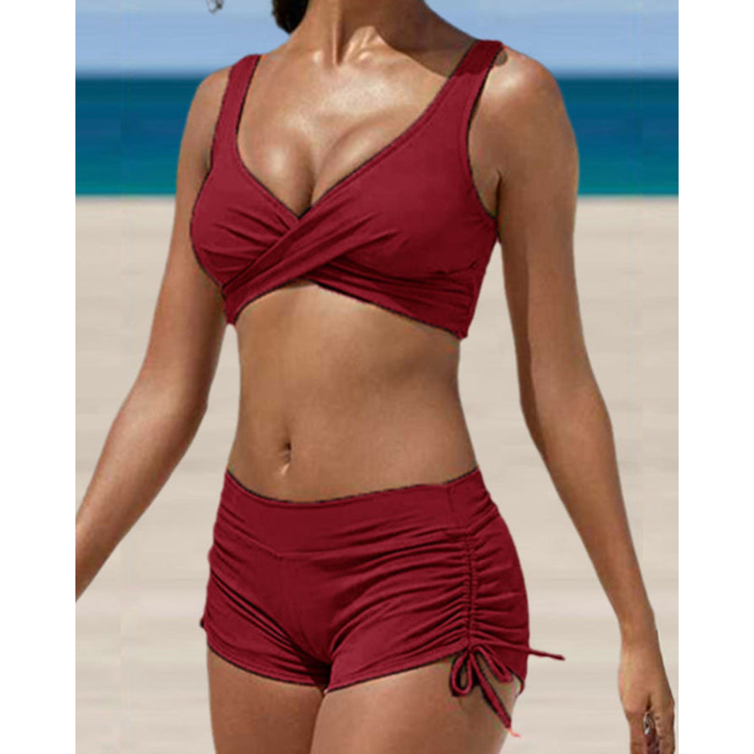 "Bikini deux pièces femme, élégant, bretelles réglables, tissu extensible, bas taille haute, parfait pour la plage"