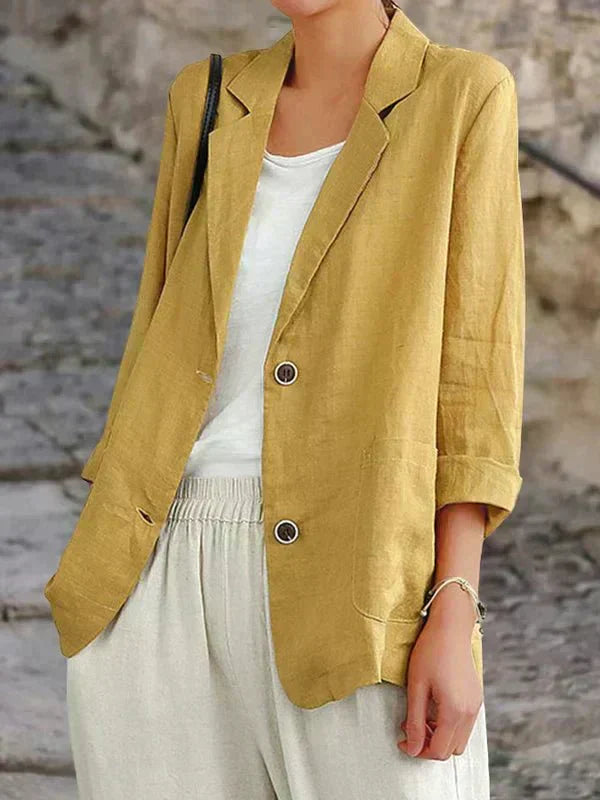 "Blazer en lin léger pour femmes, coupe décontractée surdimensionnée, couleur neutre, idéal pour une élégance quotidienne."