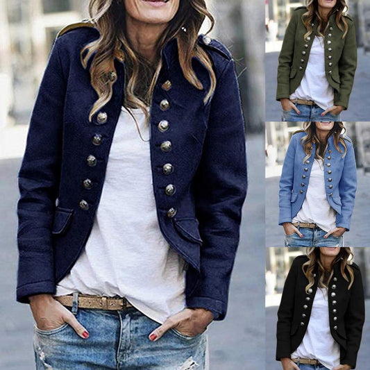 Blazer femme élégant avec col montant, coupe sur mesure, chic et moderne, idéal pour un look tendance et raffiné.