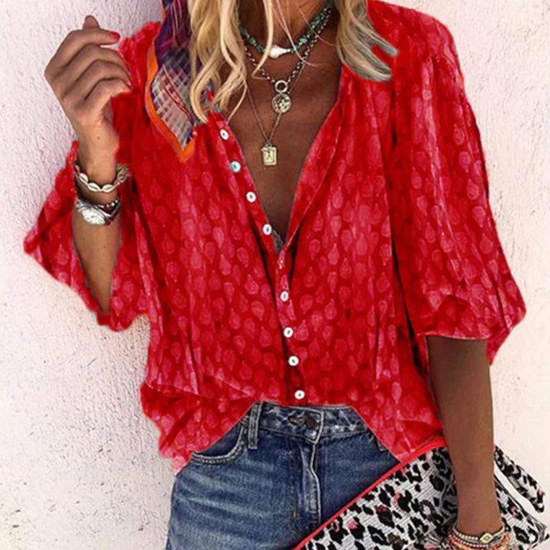 Blouse d'été femme légère et élégante, coupe fluide, parfaite pour looks d'été raffinés et confortables.
