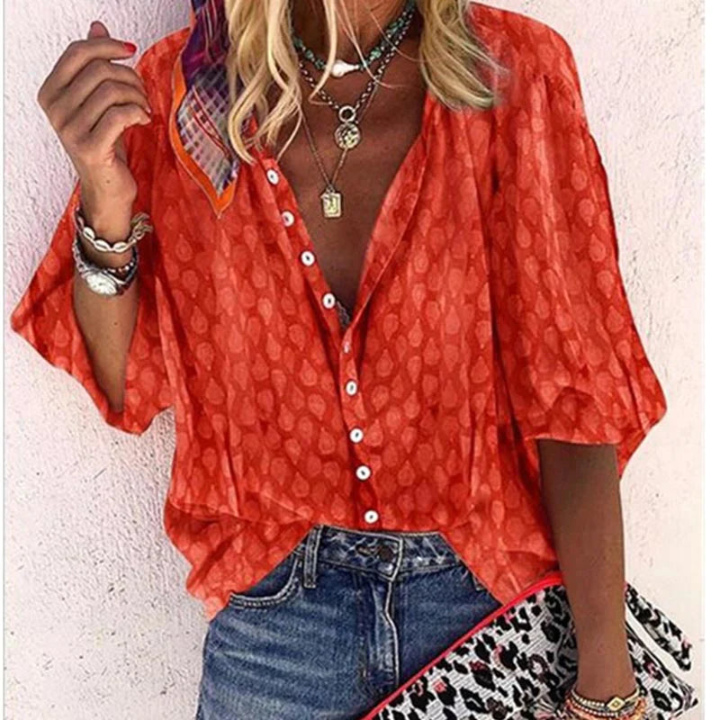 Blouse d'été femme légère et élégante, coupe fluide, parfaite pour looks d'été raffinés et confortables.