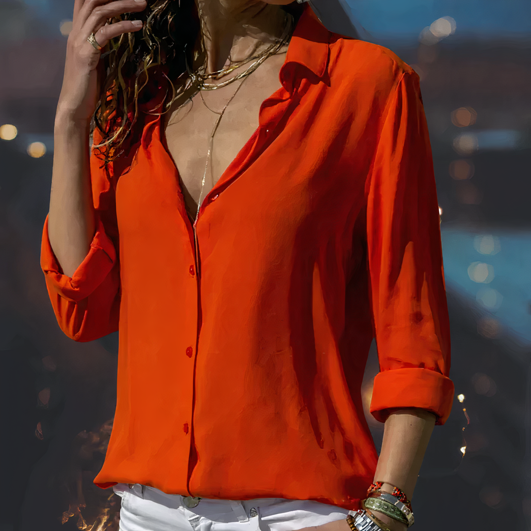 "Blouse en mousseline femme élégante et intemporelle, légère et fluide, parfaite pour tenue chic et confortable."
