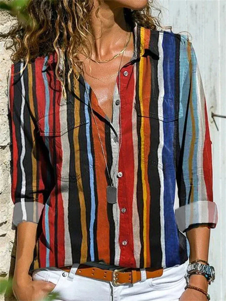 Blouse féminine élégante Séverine, coupe ludique, manches longues, tissu léger, idéal pour un look moderne et estival.