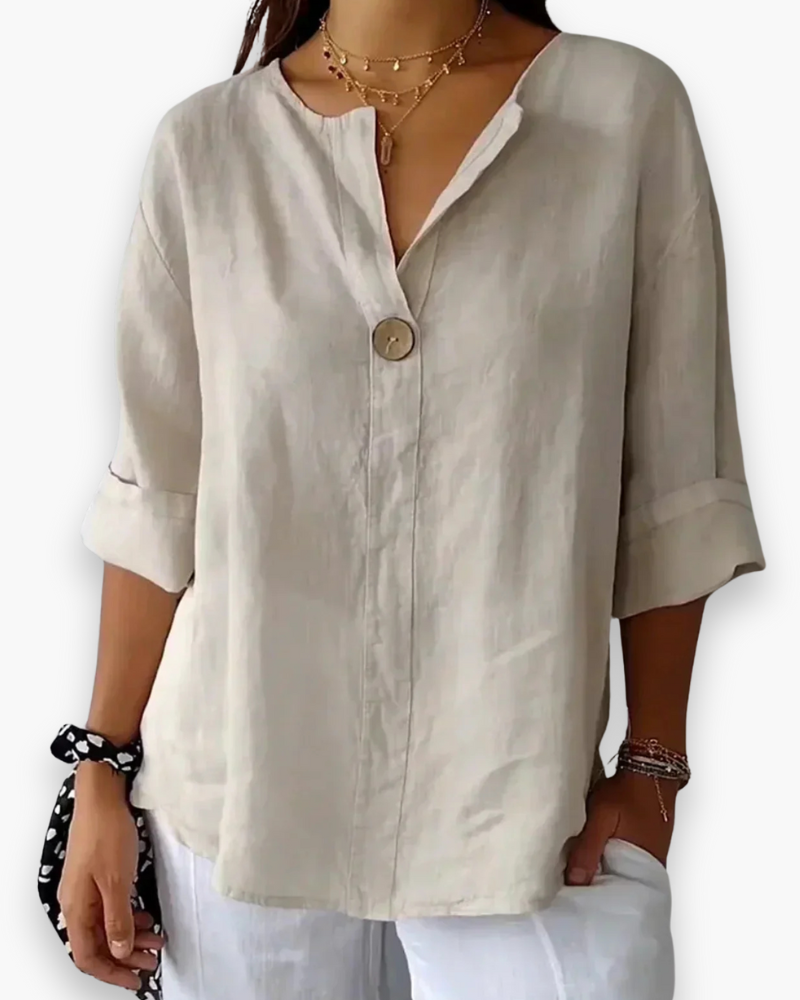 "Blouse femme ample élégante beige, coupe fluide, col en V, chic et décontractée, idéale pour un confort quotidien."
