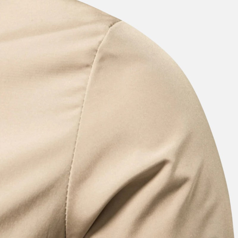 "Blouson bomber homme, design épuré, finitions bicolores, vue de face, style moderne et confort toutes saisons."