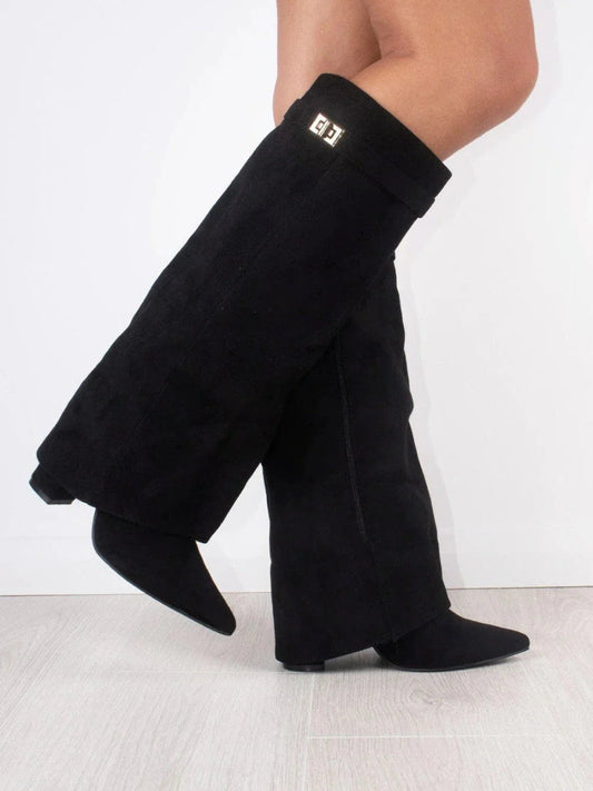 "Bottes hautes élégantes pour femmes, talon caché, style moderne, couleur noire, confort optimal, polyvalentes."