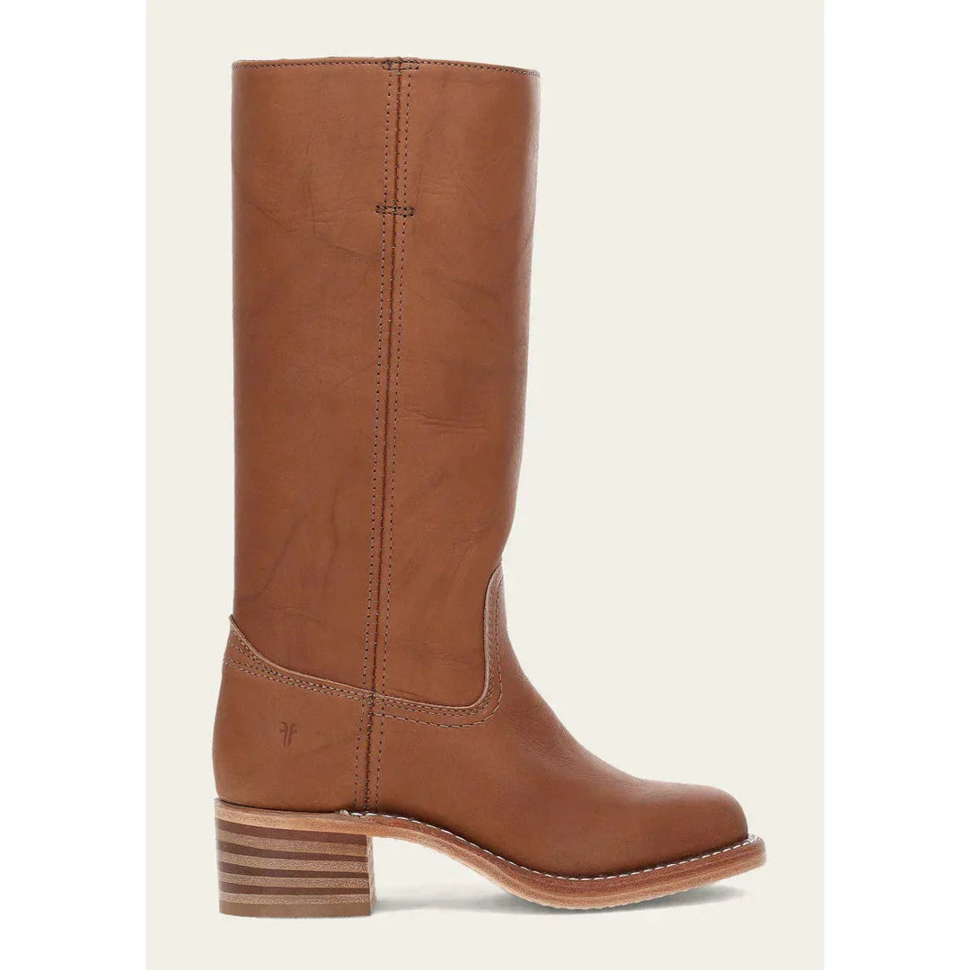 "Bottes hautes pour femmes en cuir avec talon bloc et bout carré, élégance et confort pour toutes occasions."