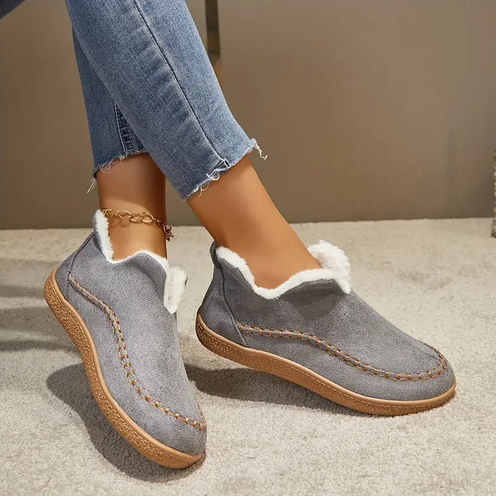 "Bottines femme à enfiler avec doublure fleece, bout rond et talon plat, chaudes pour hiver et automne."