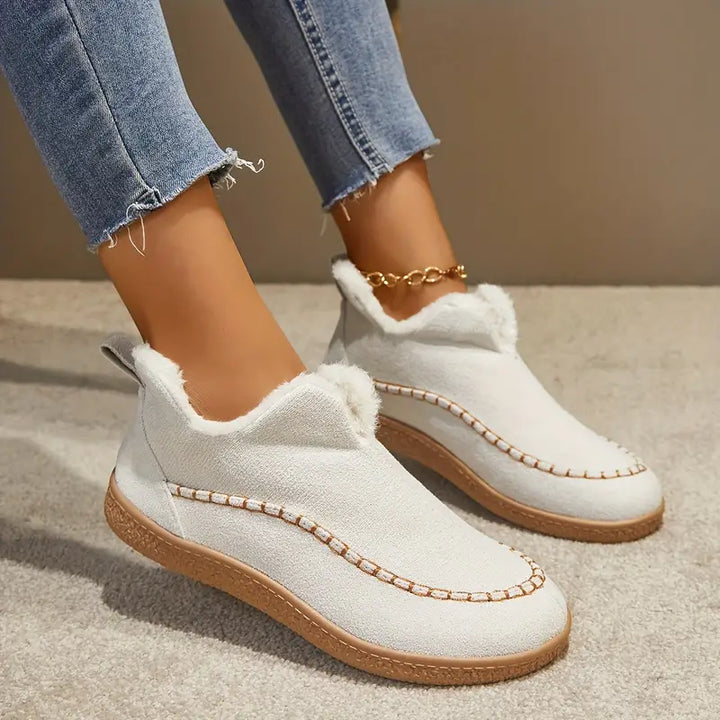 "Bottines femme à enfiler avec doublure fleece, bout rond et talon plat, chaudes pour hiver et automne."
