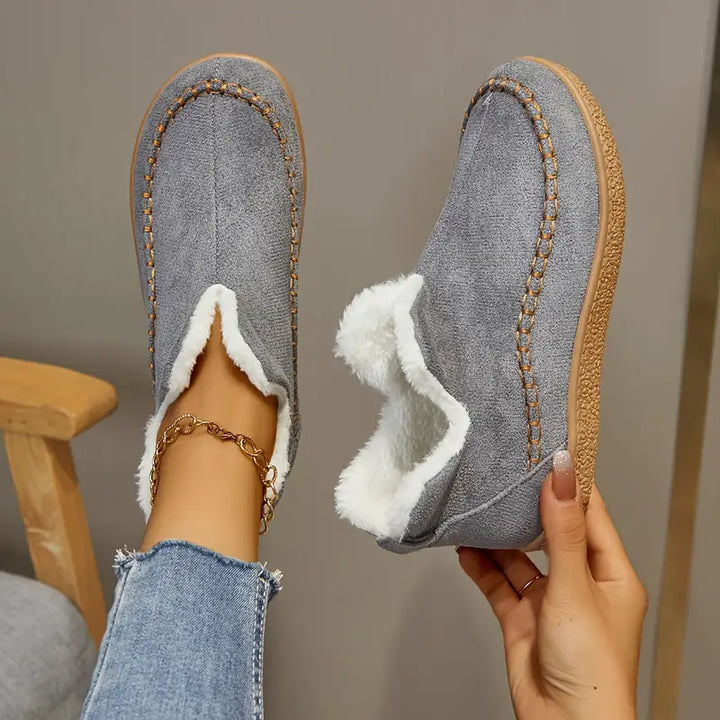 "Bottines femme à enfiler avec doublure fleece, bout rond et talon plat, chaudes pour hiver et automne."