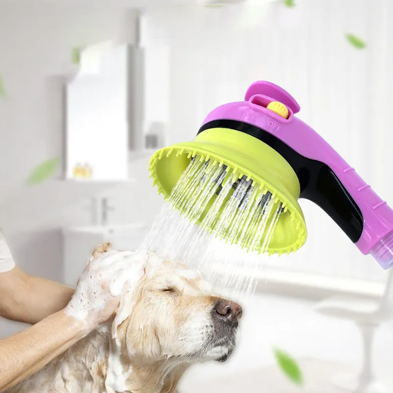 Brosse de massage cuir chevelu silicone doux, design ergonomique, couleurs vives, améliore circulation et santé cheveux.