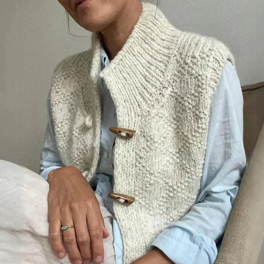 "Cardigan en laine élégant avec boutons, détail sophistiqué, parfait pour l'hiver, design chic, disponible en plusieurs taill