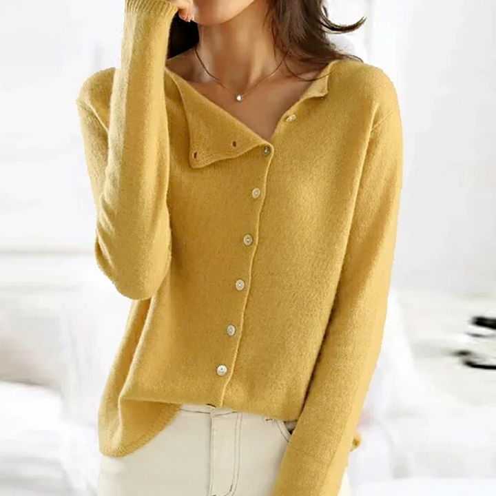"Cardigan en laine élégant, fermeture latérale, sophistique et confortable pour toutes occasions."