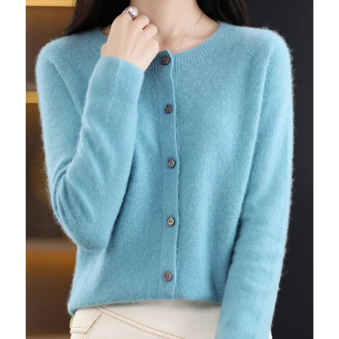 "Cardigan femme en laine mérinos, col rond, manches longues, doux et chaud, couleur chic pour l'hiver élégant"