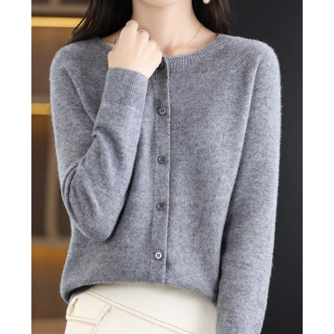 "Cardigan femme en laine mérinos, col rond, manches longues, doux et chaud, couleur chic pour l'hiver élégant"