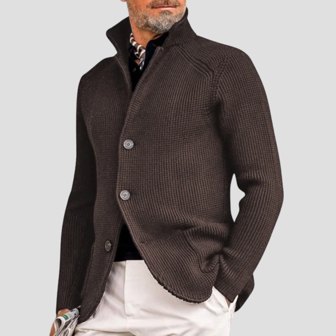 "Cardigan homme en maille côtelée, col montant, boutons discrets, style élégant et chaud pour toutes occasions"