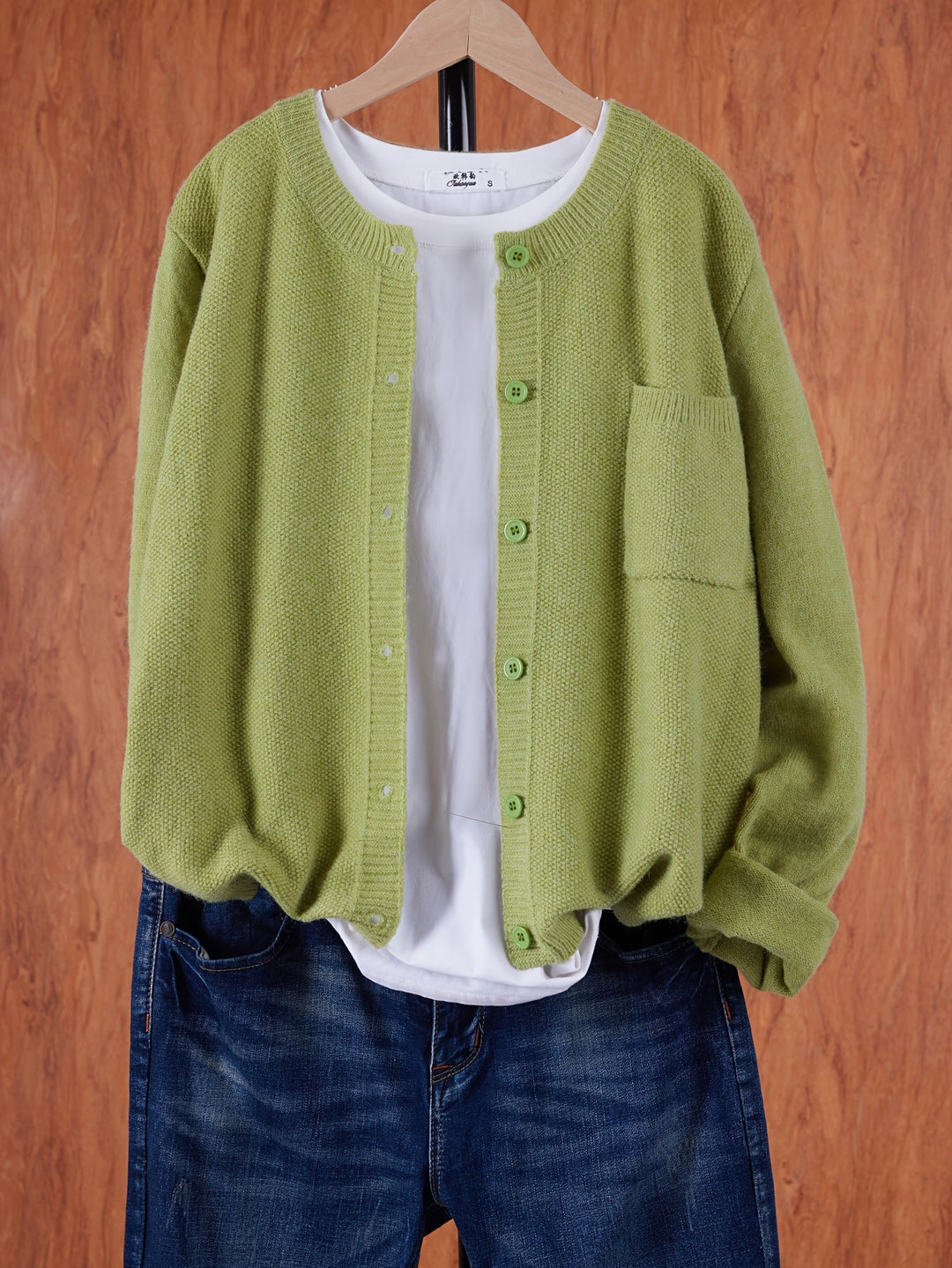 "Cardigan pour femmes, oversize, couleurs vives, poignets côtelés, tissu doux, idéal printemps automne, poches pratiques"