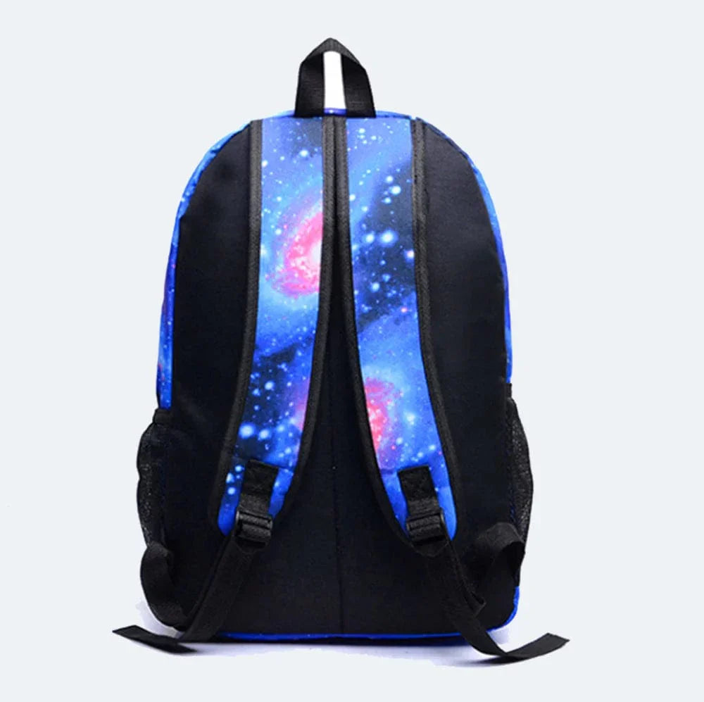"Cartable Pokémon bleu étanche et coloré pour enfants avec personnages ludiques, idéal pour la rentrée scolaire."