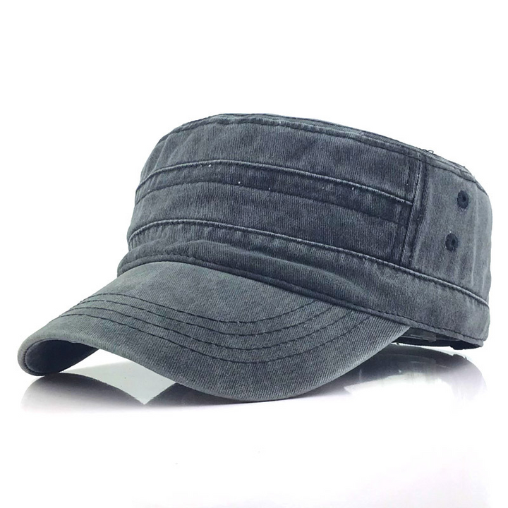 "Casquette militaire rétro ajustable pour homme, coloris bleu foncé, offrant style vintage et confort moderne."