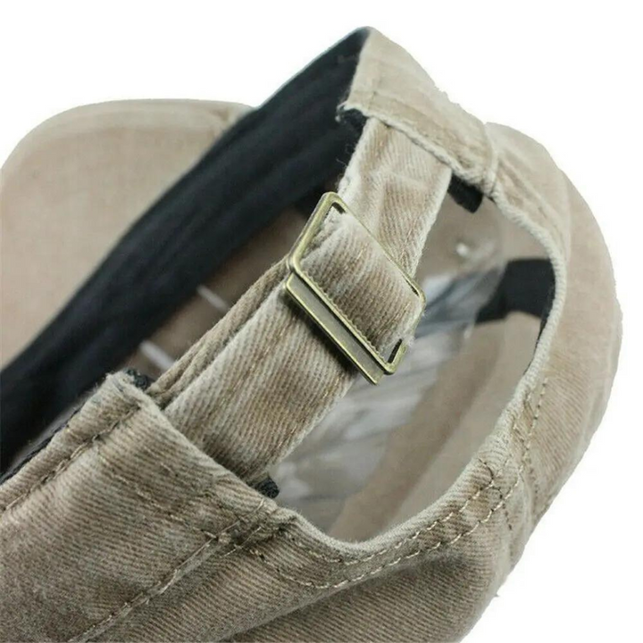 "Casquette militaire rétro ajustable pour homme, coloris bleu foncé, offrant style vintage et confort moderne."