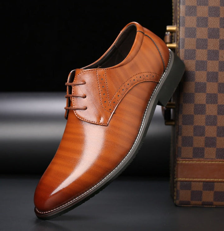 Chaussures à lacets élégantes pour homme en cuir noir, marron, bleu et brun clair avec semelle confort, style raffiné.