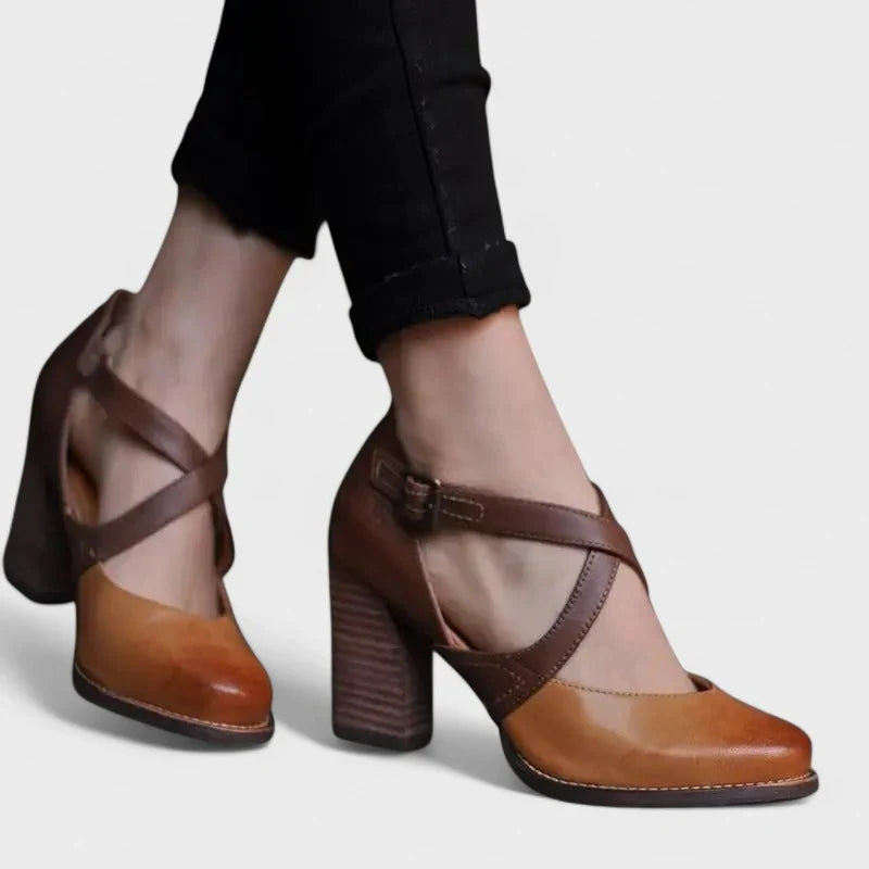 "Chaussures à talons croisés pour femmes, élégantes et confortables, design rétro moderne, avec brides et talon épais."