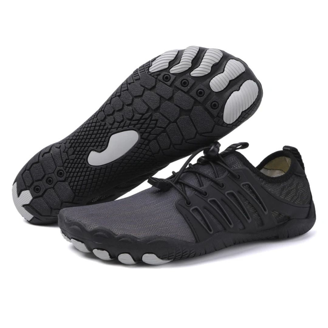 "Chaussures barefoot unisexe minimalistes grises, légères et flexibles, pour confort orthopédique et marche naturelle."