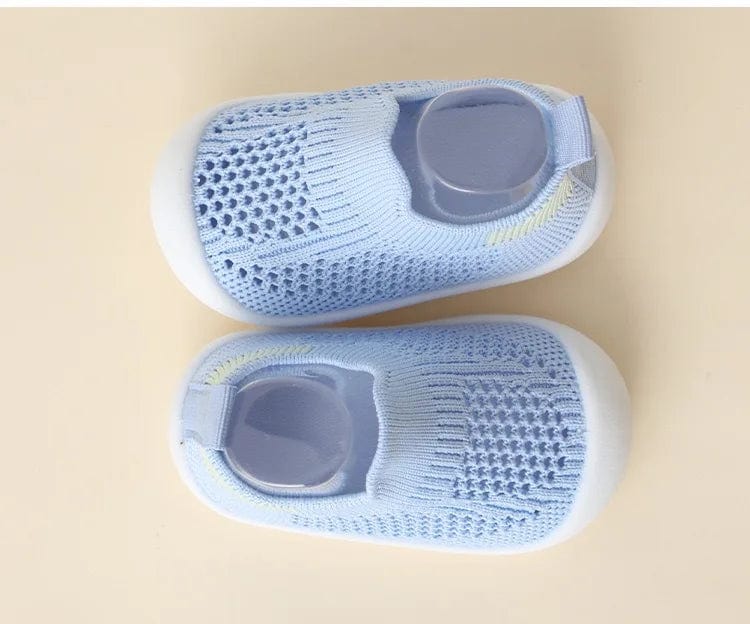"Chaussures bébé maille flexibles, confortables, semelle souple, idéal premiers pas, plusieurs couleurs disponibles"
