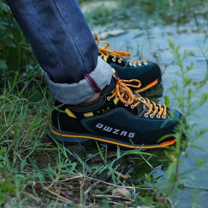 "Chaussures de randonnée imperméables pour homme, basses, soutien anatomique, tige durable, semelle en caoutchouc."