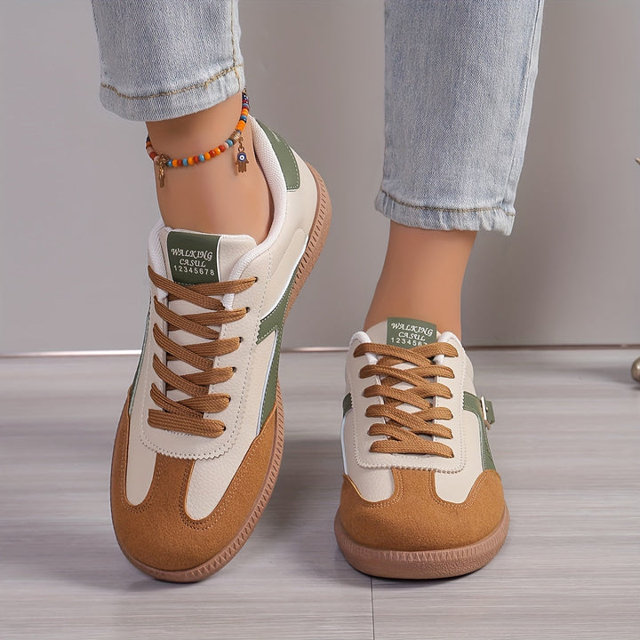 Chaussures de randonnée légères, imperméables, vertes, pour femmes, avec confort orthopédique et adhérence optimale.