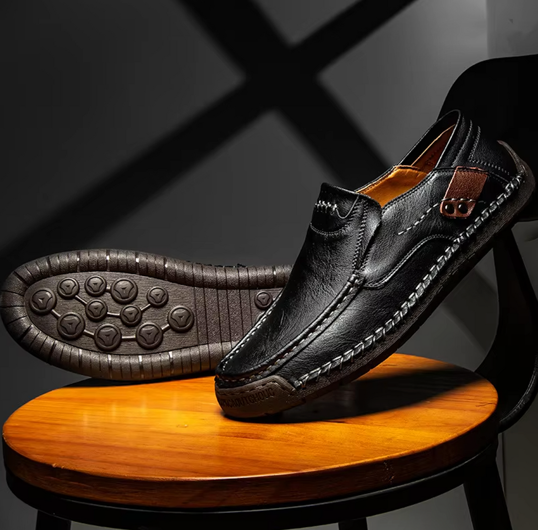 "Chaussures en cuir pour homme, mocassins élégants et confortables, semelle antidérapante, finition artisanale, couleur marro