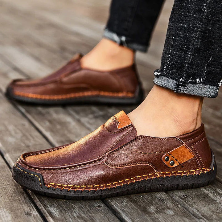 "Chaussures en cuir pour homme, mocassins élégants et confortables, semelle antidérapante, finition artisanale, couleur marro