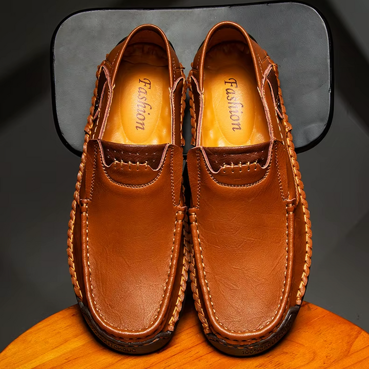 "Chaussures en cuir pour homme, mocassins élégants et confortables, semelle antidérapante, finition artisanale, couleur marro