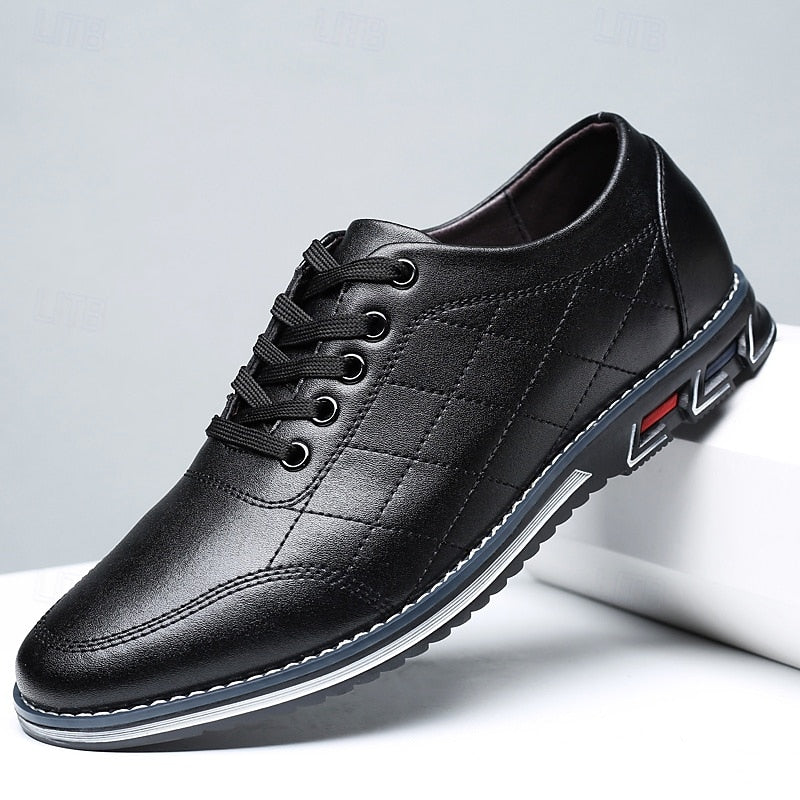 "Chaussures en cuir souple marron pour hommes, design chic et élégance diurne, parfaites pour toutes occasions."