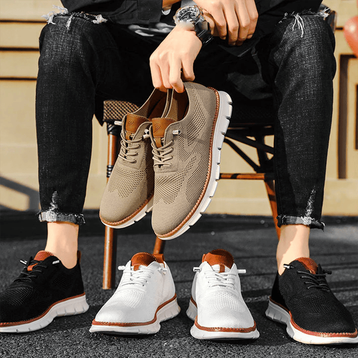 "Chaussures homme en cuir végétal, design élégant, couleur caramel, semelle confort, style moderne et pratique."
