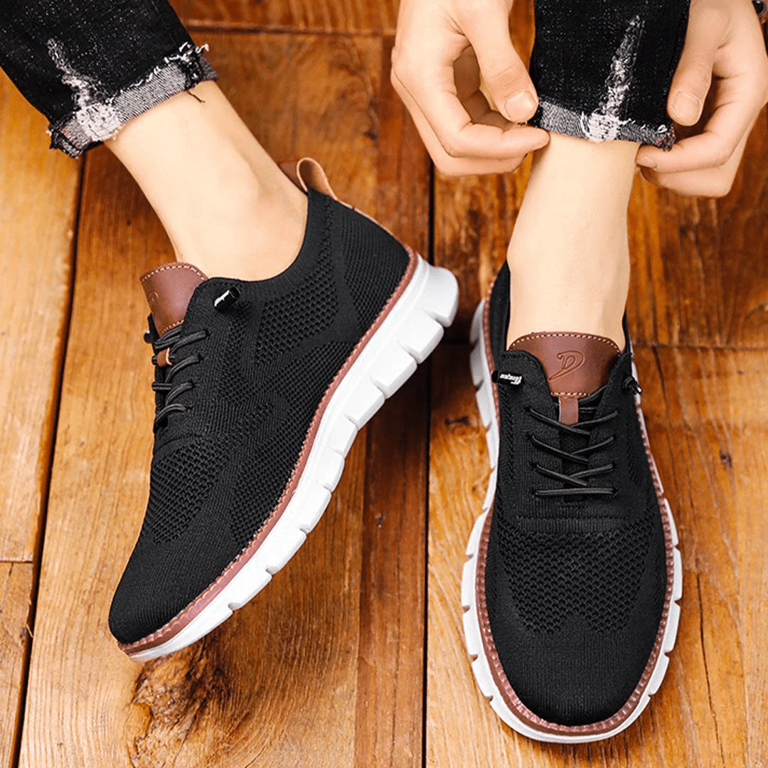 "Chaussures homme en cuir végétal, design élégant, couleur caramel, semelle confort, style moderne et pratique."