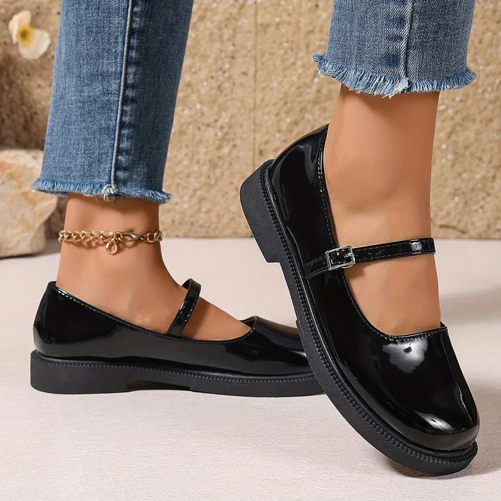 "Chaussures Mary Jane en cuir pour femmes, bout rond, sans lacet, élégantes et confortables, vue de profil"