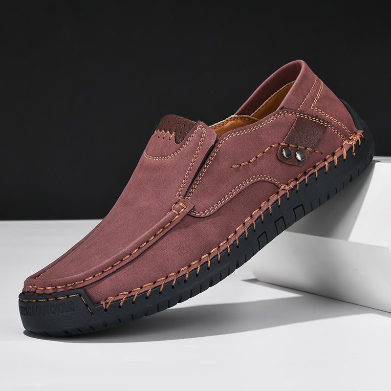 "Chaussures orthopédiques hommes confortables et faciles à enfiler, élégantes et pratiques pour un usage quotidien."