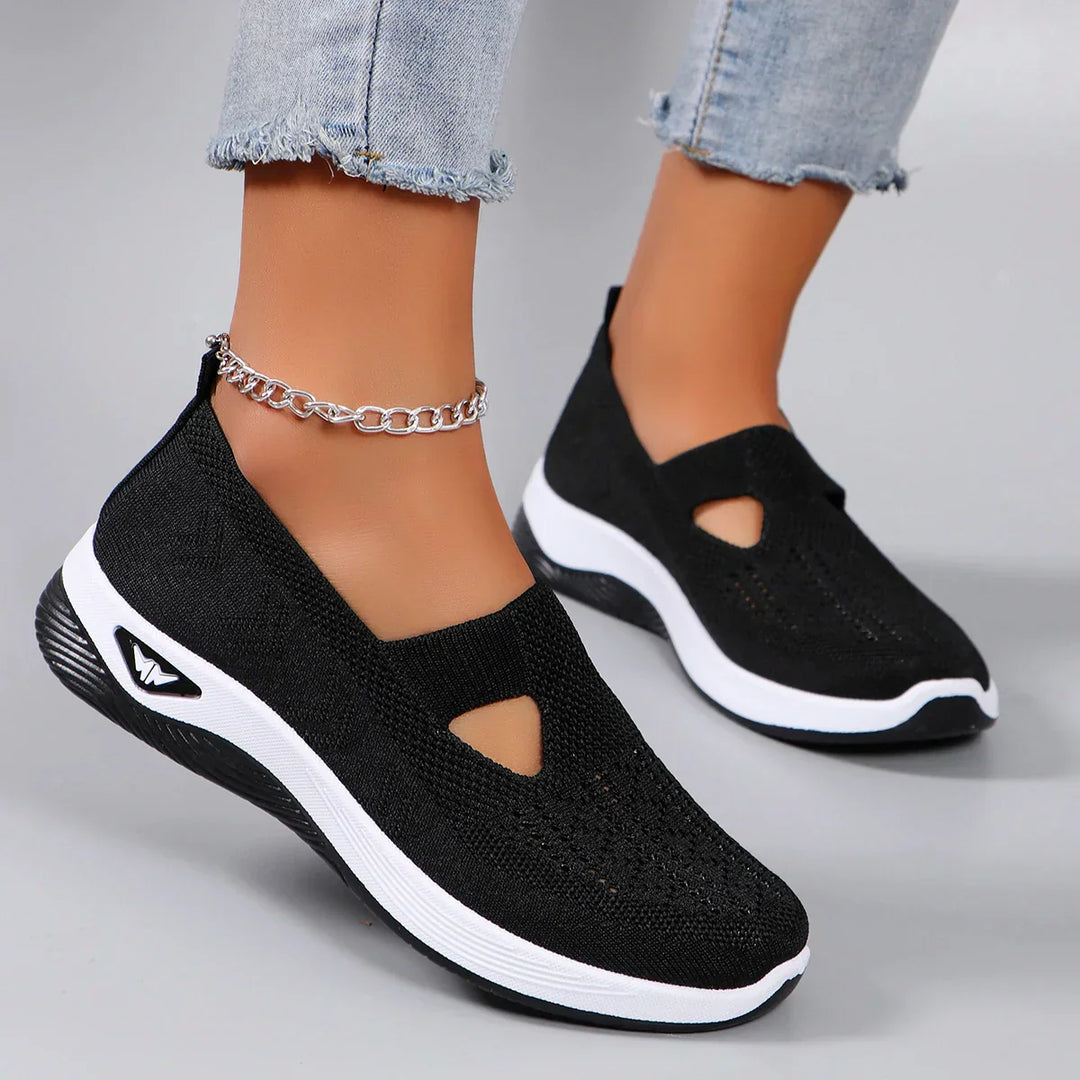 "Chaussures orthopédiques pour femmes, confortables, semelle amortissante, soutien optimal, design moderne multicolore."