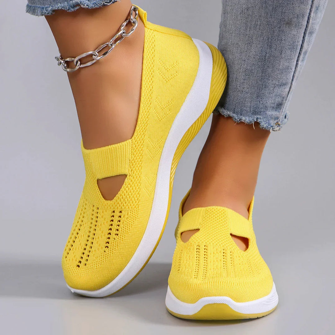 "Chaussures orthopédiques pour femmes, confortables, semelle amortissante, soutien optimal, design moderne multicolore."