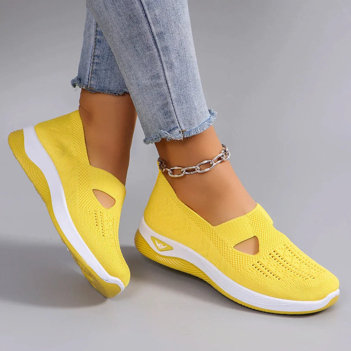 "Chaussures orthopédiques pour femmes, confortables, semelle amortissante, soutien optimal, design moderne multicolore."