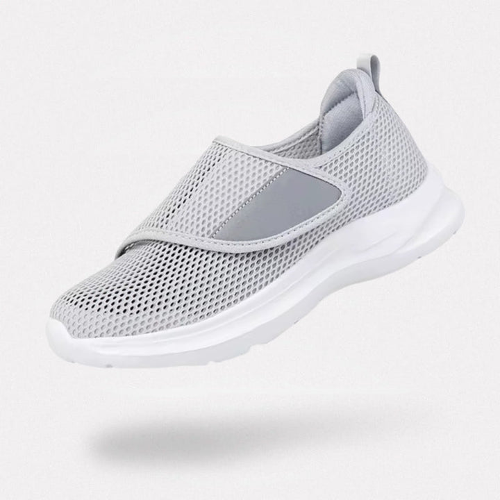 "Chaussures orthopédiques pour pieds larges, élégantes et confortables, en matériaux flexibles pour femmes avec pieds larges.