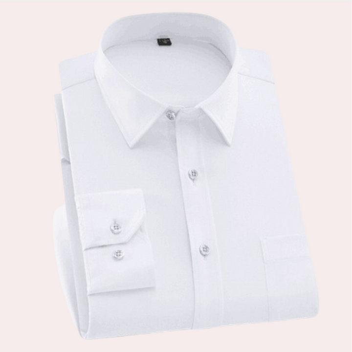 Chemise classique infroissable homme rose, coupe ajustée, tissu respirant, élégante et polyvalente, sans repassage.