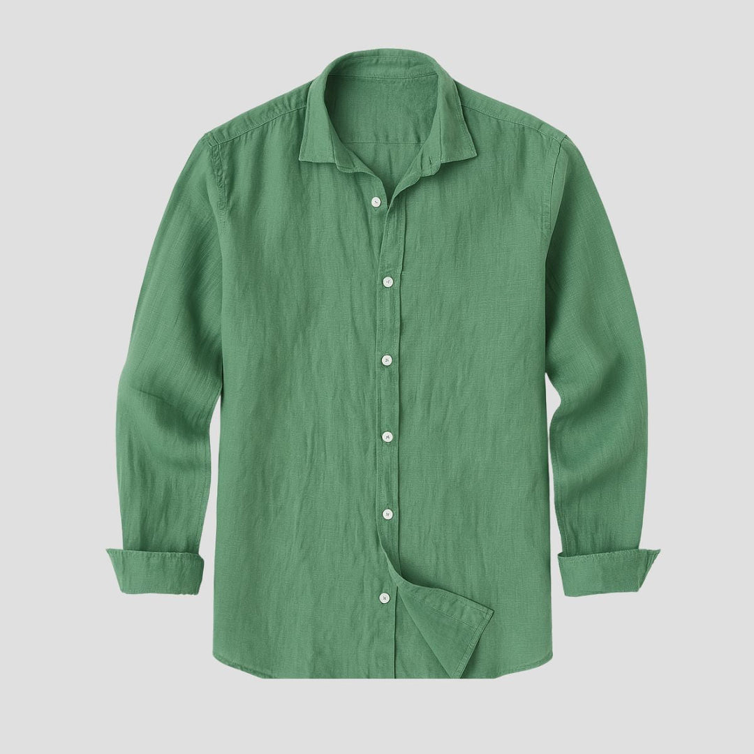 "Chemise en coton homme, léger et respirant, col classique structuré, manches longues retroussables, look décontracté."